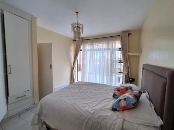2 Bedroom Flat & Apartment