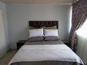 2 Bedroom Cottage