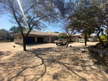 Ruwa House For Sale Close to Rehab