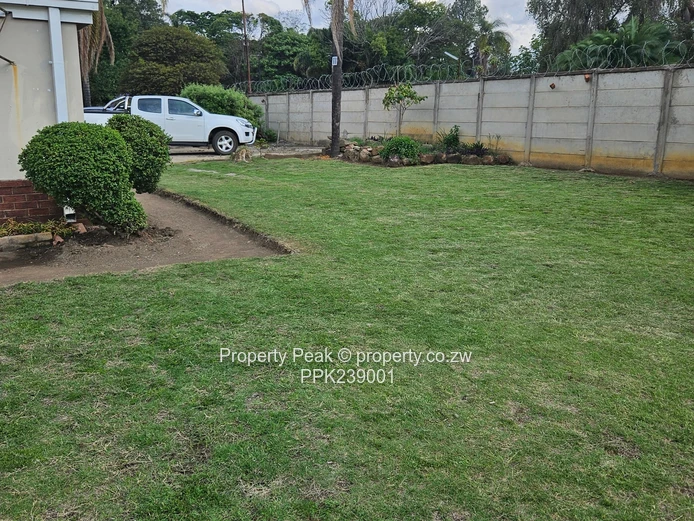 Solid House In Mt Pleasant For Rent Good Location Close To Groombridge Shopping Centre. (Sole Mandate)