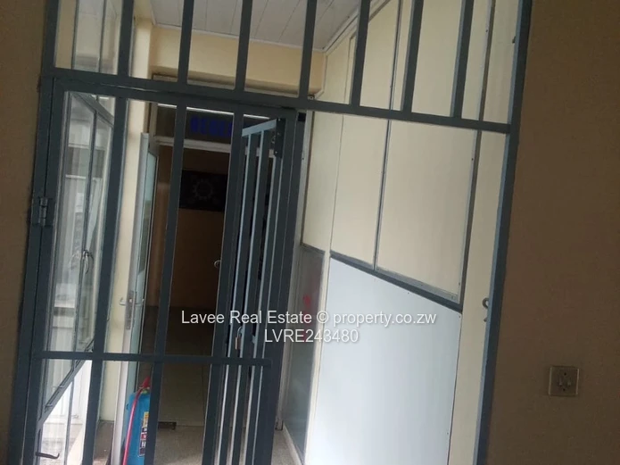 High Street Gweru CBD Retail - 500m², A/C, Carport, 24hr Security (Sole Mandate)