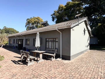 2 Bedroom Cottage