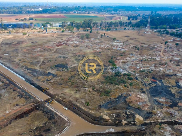 Commercial & Industrial Land