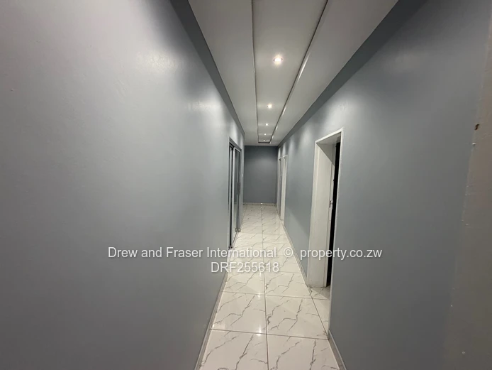 Gated Modern 4-Bed Home in Mabvazuva with Borehole