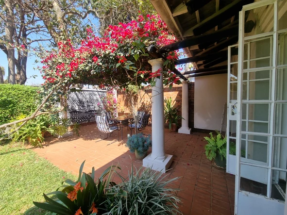 3 Bedroom Flat & Apartment