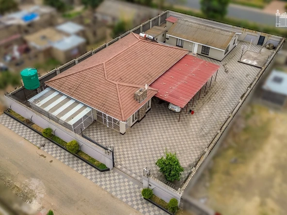 4 Bedroom House