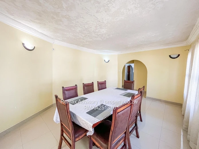 House For Sale In Glen Lorne 