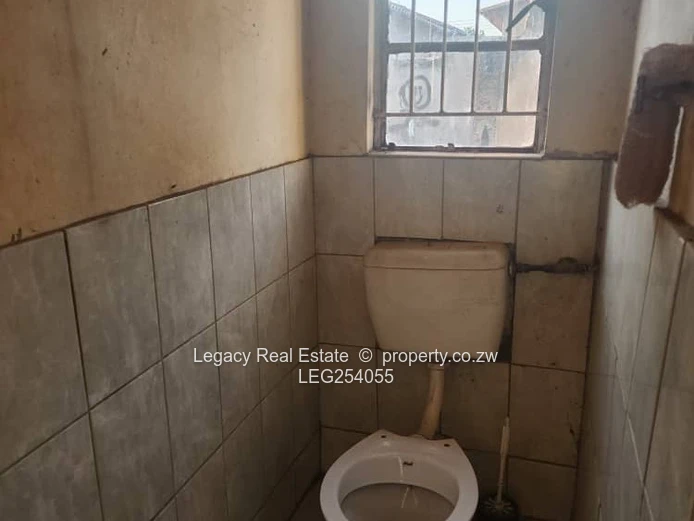 3-Bed Fixer on Main Road, Kuwadzana - Walled Yard (Sole Mandate)