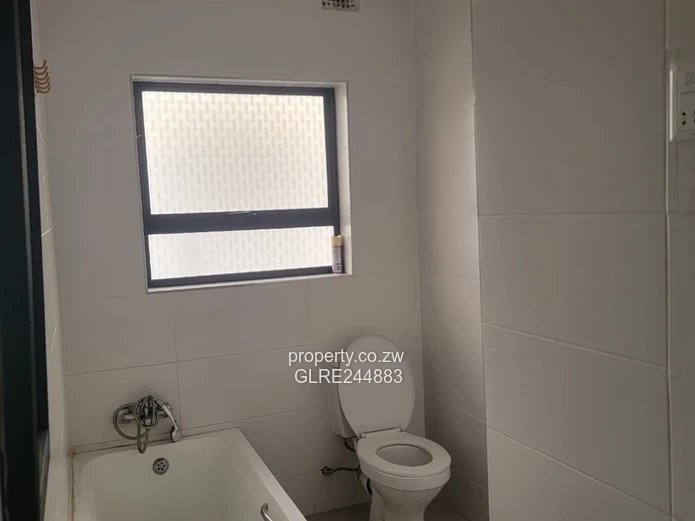 Freshly Renovated 3-Bed with Borehole in Madokero