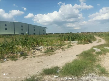 Commercial & Industrial Land