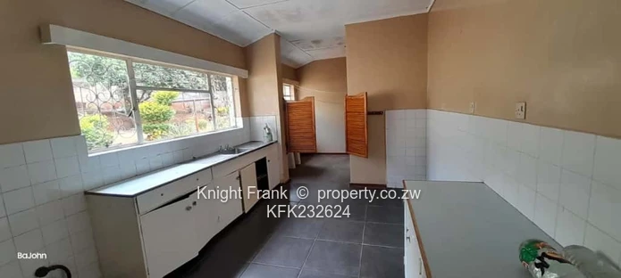 Murambi 4-Bed Home with Verandah & Spacious Garden