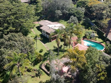Beautiful Greystone Park Property In A Neat Cul-De-Sac!