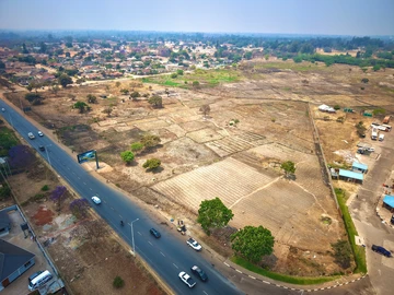 Commercial & Industrial Land