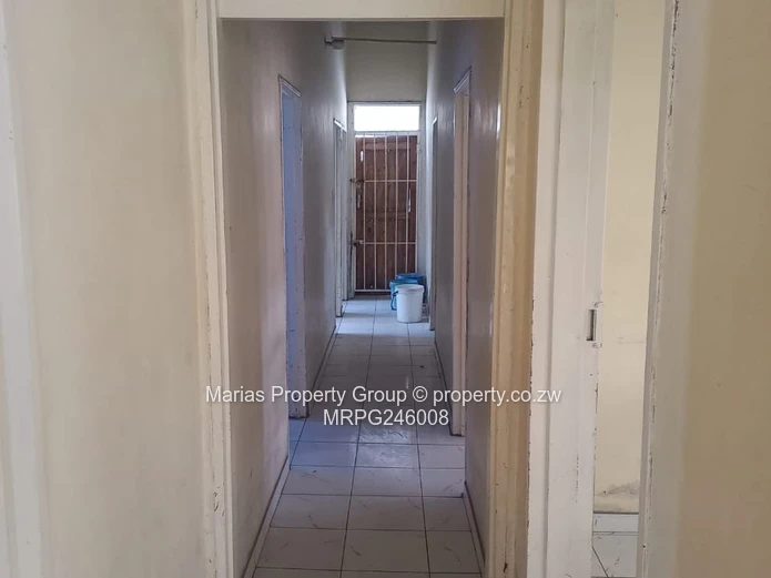 Fully Furnished 3-Bed Townhouse with Borehole, St Marys