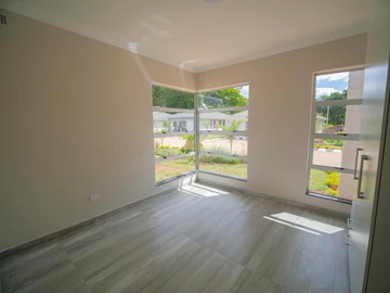 13 Unit Townhouse Complex