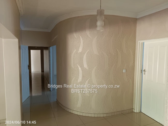 Strategic Frontage (Sole Mandate)