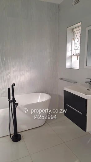 Gunhill 4 bedroomed house for Rent