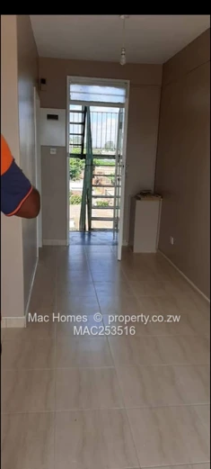 1 Bedroom Flat For Sale - Avenues