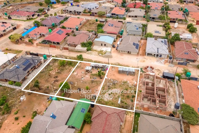 Fidelity Estate 2 neighbouring stands available  (Sole Mandate)