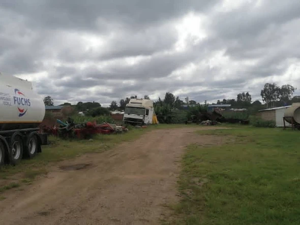 Commercial & Industrial Land