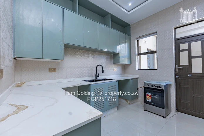 Kambanji – Luxury 5-Bedroom Duplex