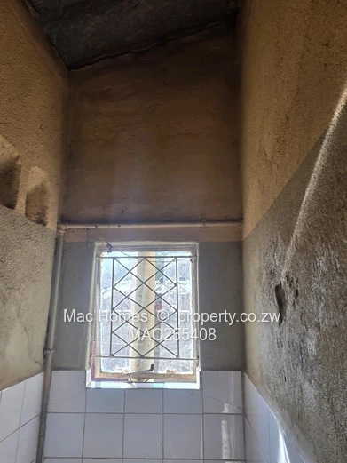 3-Bedroom House For Sale – Zengeza 1, Chitungwiza (Sole Mandate)