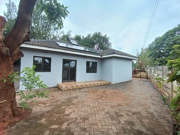 3 Bedroom Garden Flat