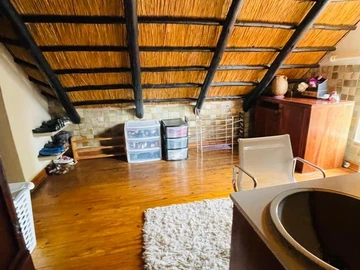 Farm & Agricultural Land