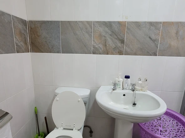 3 Bedroom Flat & Apartment