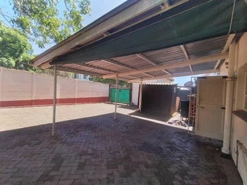3 Bedroom Garden Flat