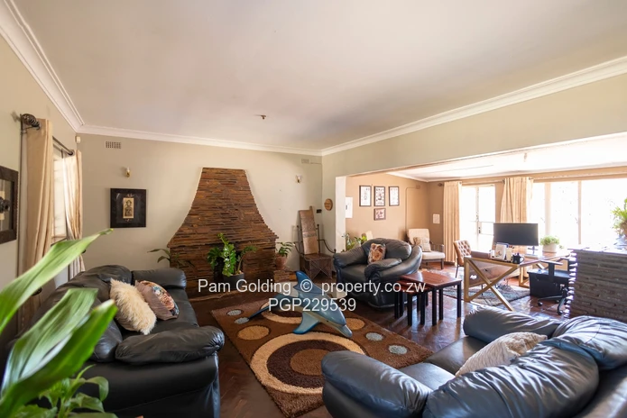 A Renovators Dream! / Investors Delight (Sole Mandate)