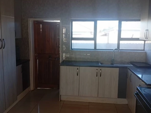 8 Bedroom House