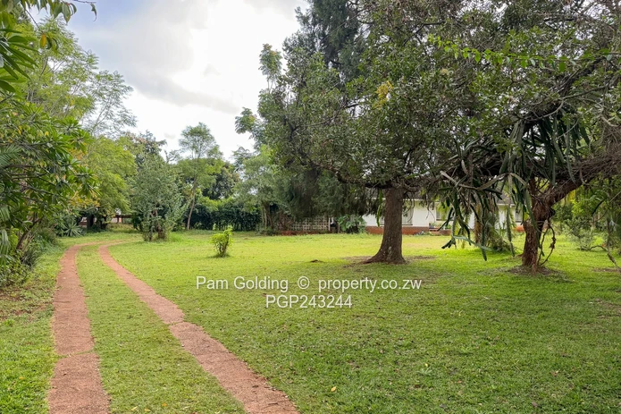 Development Opportunity - Family Home (Sole Mandate)