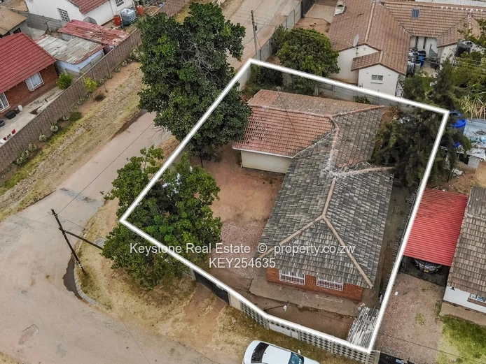 Charming Corner Stand Home For Sale - Harare South