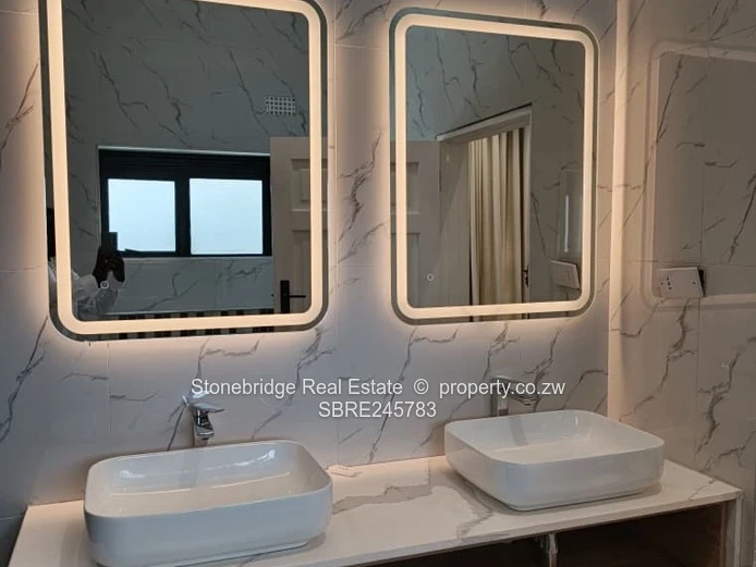 Modern 5 Bedroomed Hillside Townhouse to rent