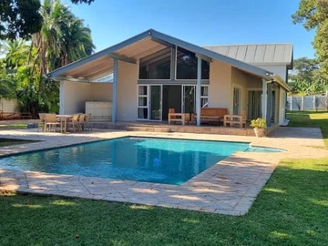 Equisite Family Home To Rent In Highlands!