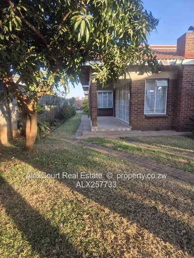 Immaculately Built House In Westgate!!