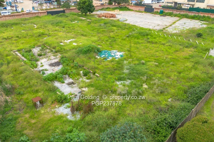 Prime 8109sqm Commercial / Industrial Land – Ardbennie!!