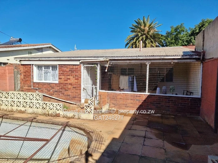 3-Bed House to Rent in Paddonhurst