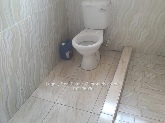 Affordable 1-Bedroom Rental with Borehole