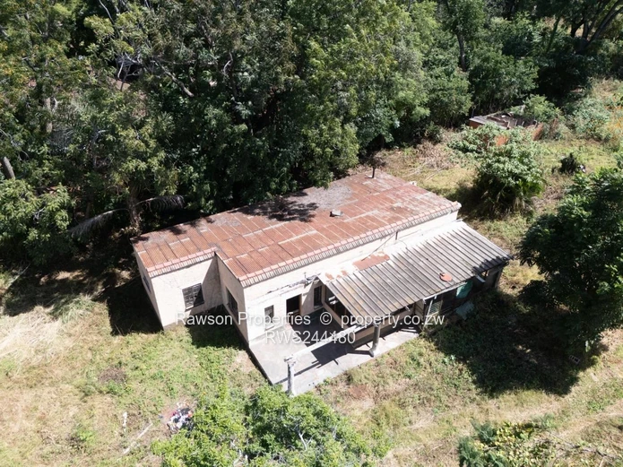 Sprawling 7465 m2 Avondale Plot on Canterbury Rd