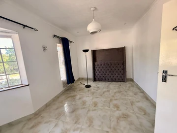 2 Bedroom Garden Flat