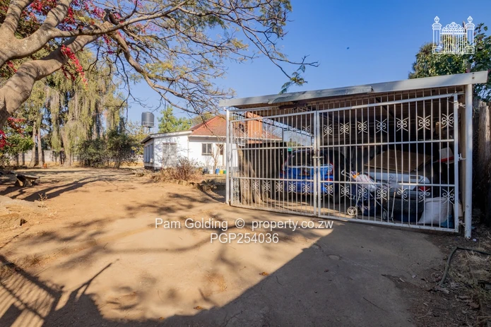 Well Located In Mabelreign!