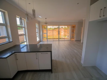 13 Unit Townhouse Complex