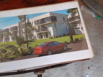 2 Bedroom Flat & Apartment