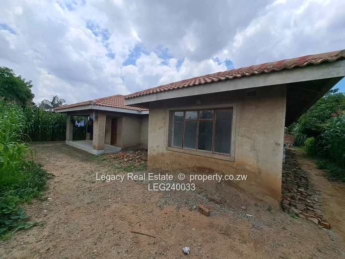 Westlea House For Sale Near Tynwald & Bulawayo Road