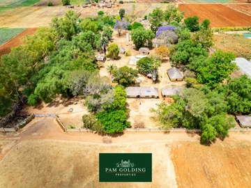 Farm & Agricultural Land