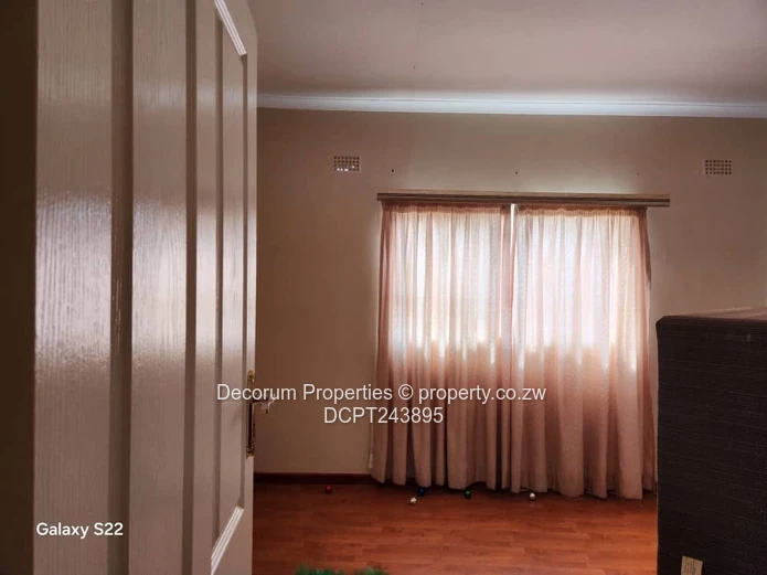 Mt Pleasant Heights: 4-Bed Family Home with Borehole