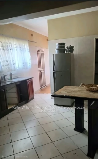 Spacious, split-level family home on scenic Manyonga Close, Glen Lorne (Sole Mandate)
