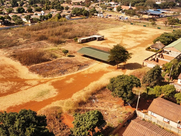 Commercial & Industrial Land